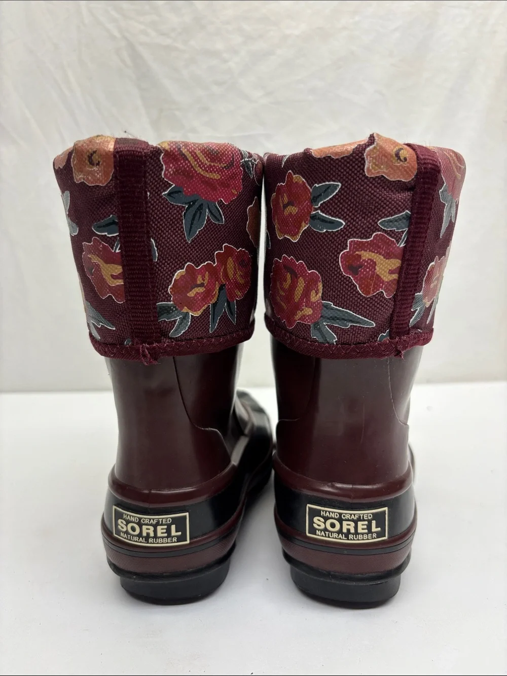Sorel floral rain boots, SZ 8 for toddler girl, box 73
